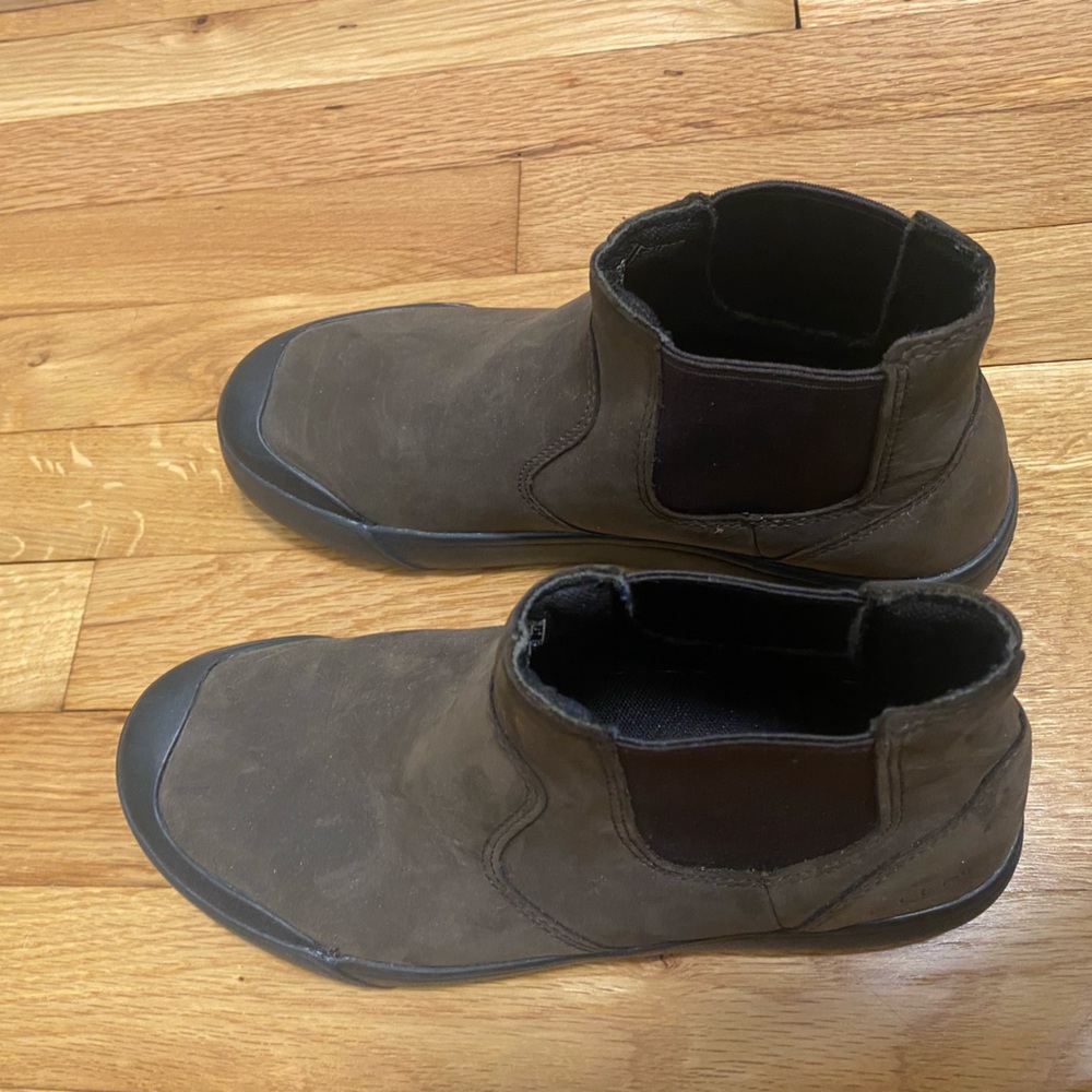 Keen boots